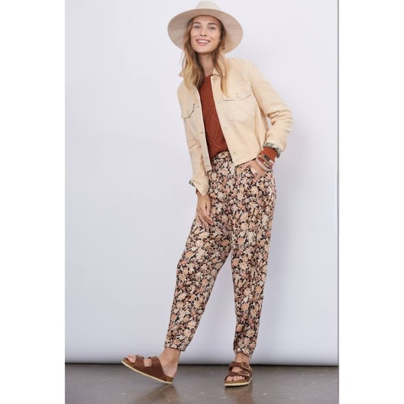 Anthropologie Pants - ANTHROPOLOGIE Diandra Silky Satin Pleated Ditsy Floral Jogger Pants, 4